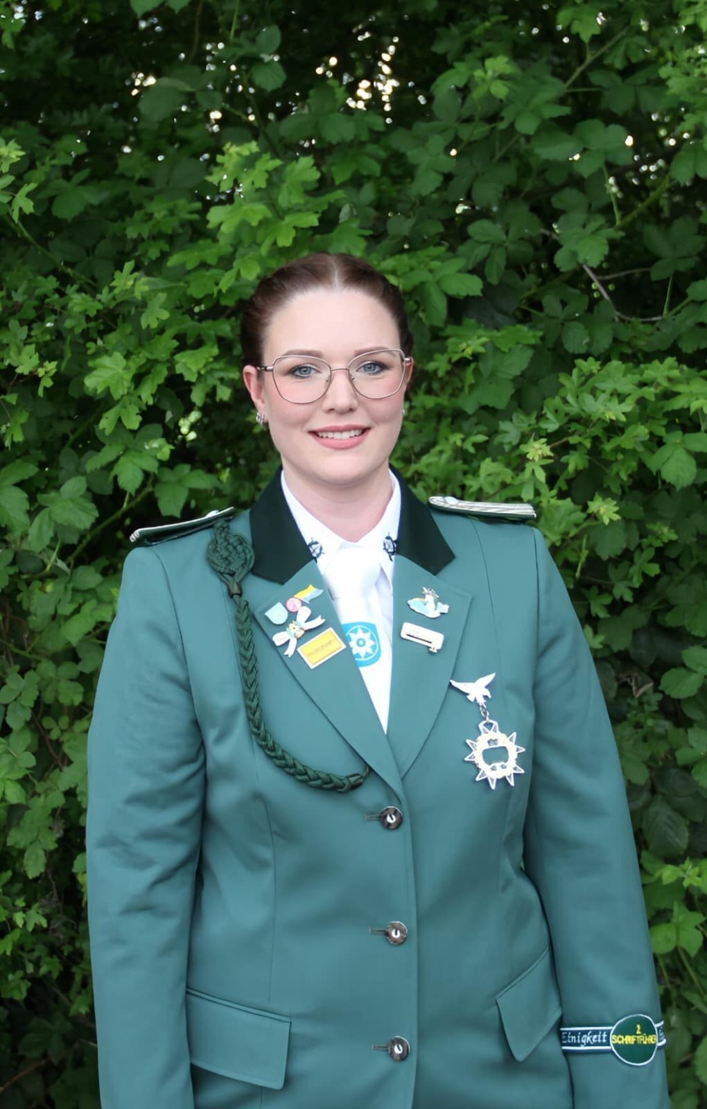 Portrait Jacky Raabe, 2. Schriftführerin